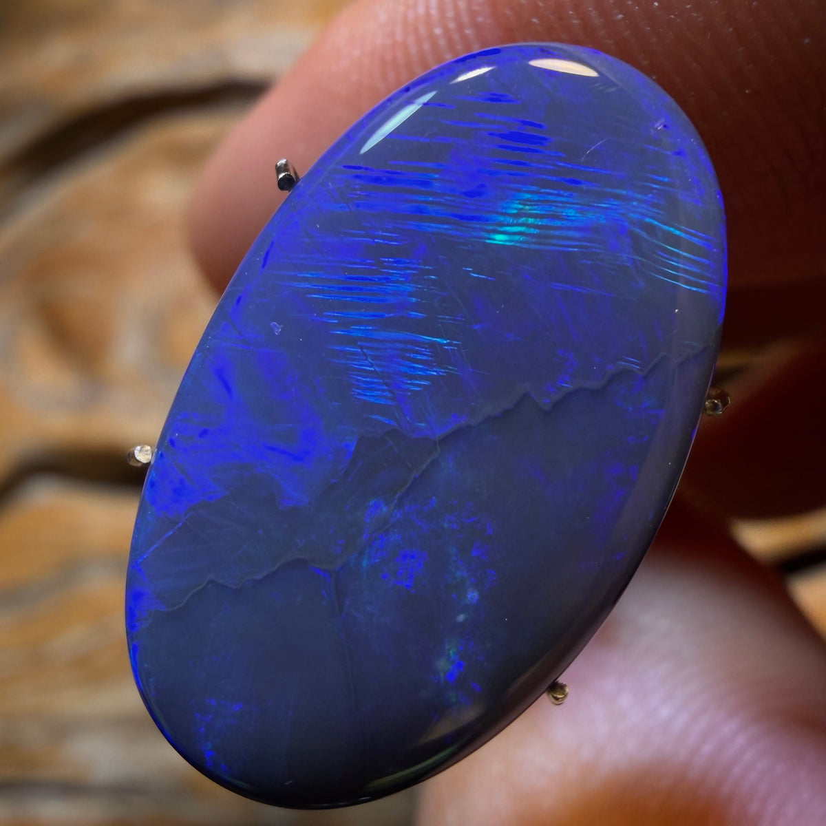 Bargain Card! 4.6cts - Gem Lightning Ridge Black Opal