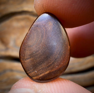 48-Hour VIP Crazy Offer 9.9cts - “Blue Moon” Queensland Boulder Seam Opal