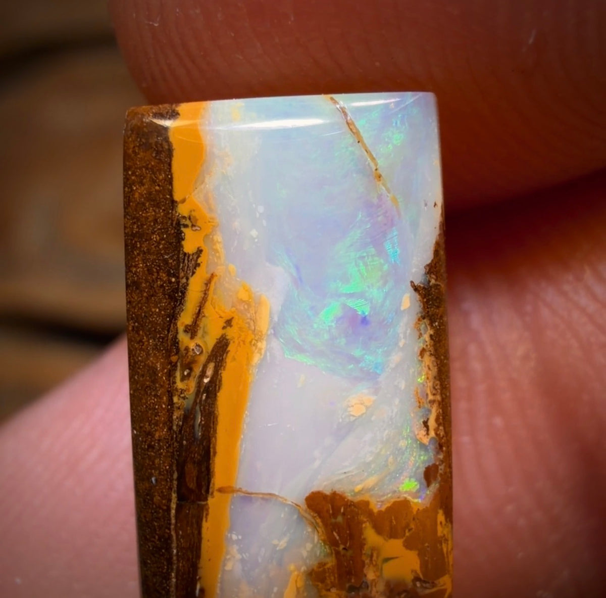 4.75cts - Yowah Nut Opal. Double Sided
