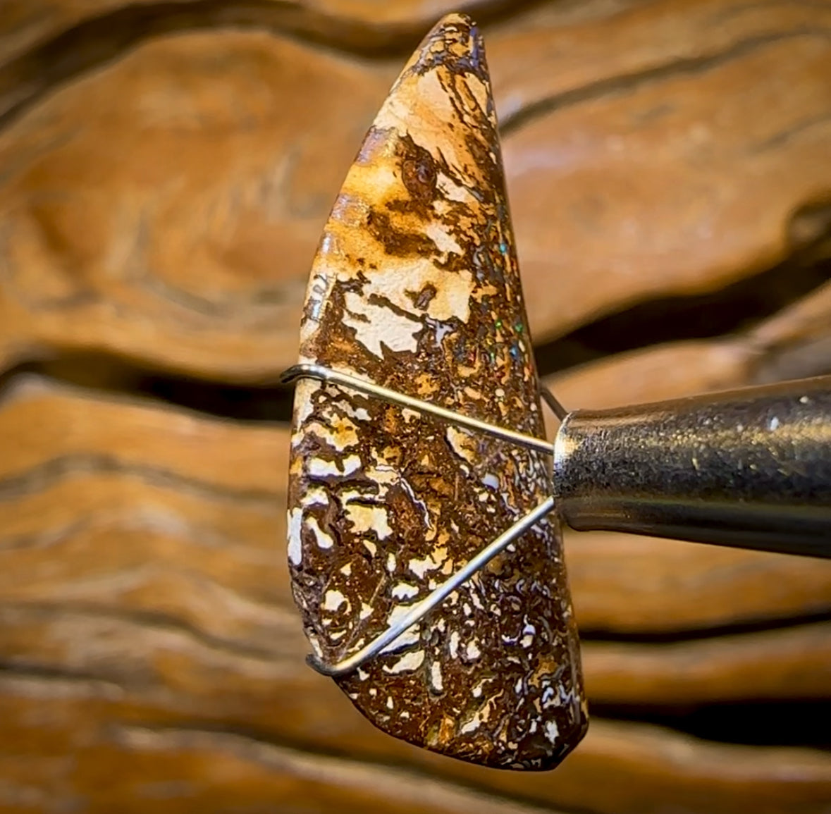 Auction Fall-Through = Your Gain! 🔥 Now More Than 50% Off RRP 🚨 14.3cts - Queensland Boulder Opal With Red. Yowah Tribal