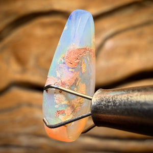 Bargain Card! 3.7cts - Solid Australian Boulder Pipe Crystal Opal