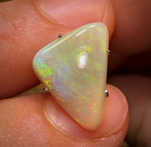 3.2cts - South Australian White Opal