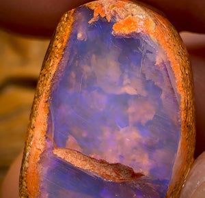 Bargain Card! 30.5cts - Boulder Pipe Opal Rough Piece. Australian Opal