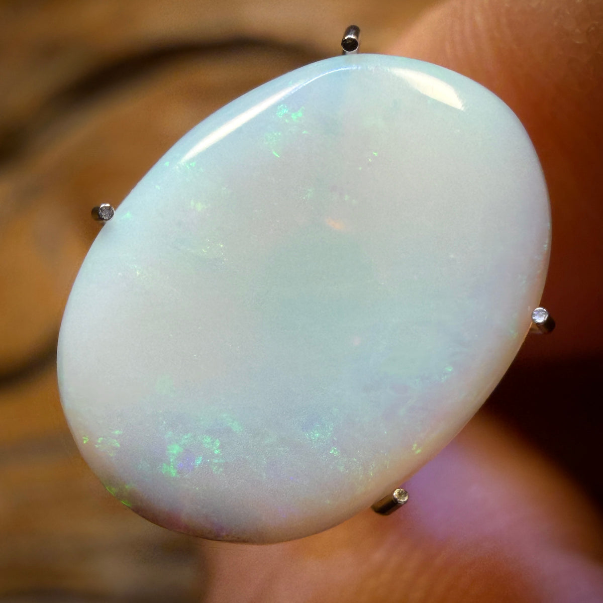 2.9cts - South Australian White Opal from Coober Pedy