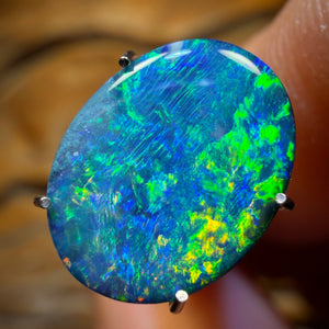 2.1cts - Lightning Ridge Opal Doublet