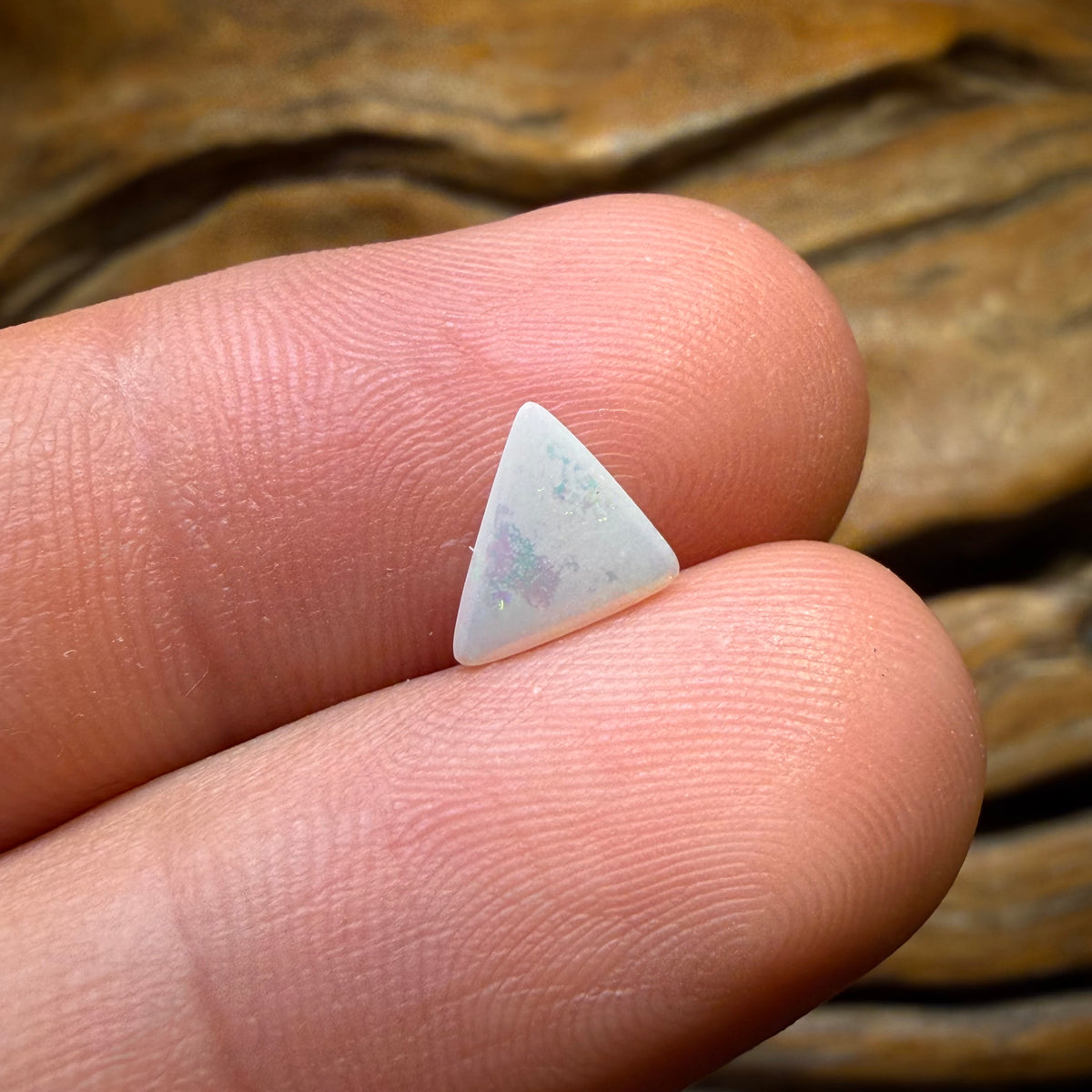 Bargain Card! 0.6cts - South Australian White Opal