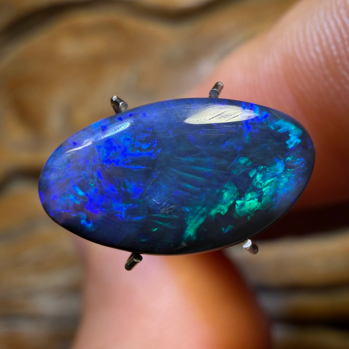3.3cts -Lightning Ridge Black Opal