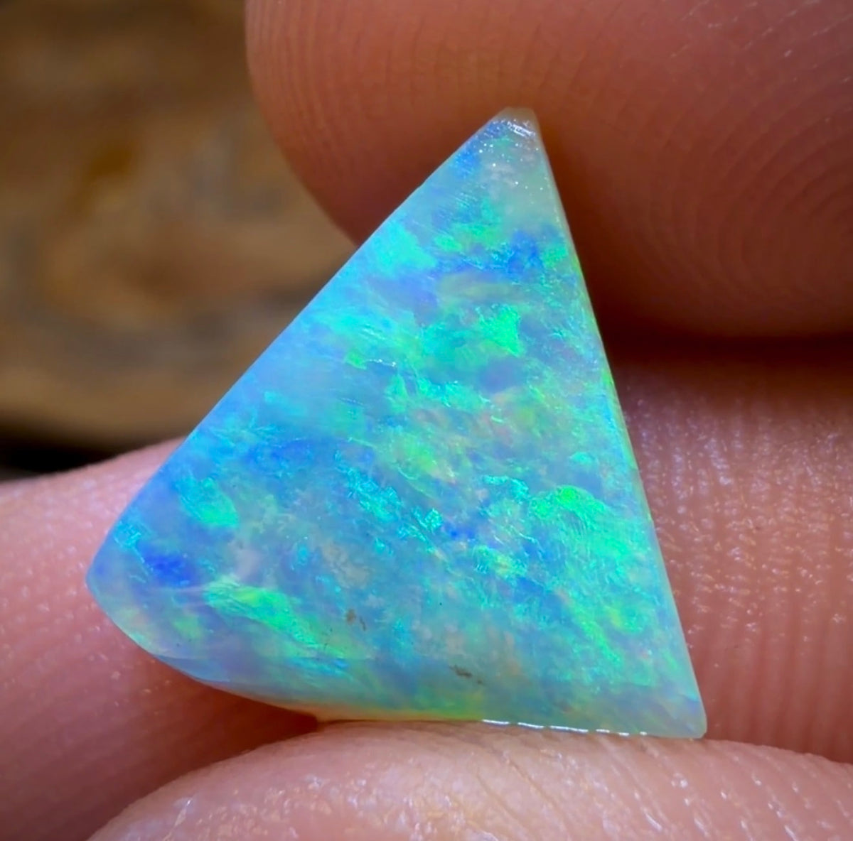 Auction Fall-Through = Your Gain! 🔥 Now More Than 50% Off RRP 🚨 3.2cts - South Australian Crystal Opal Rub