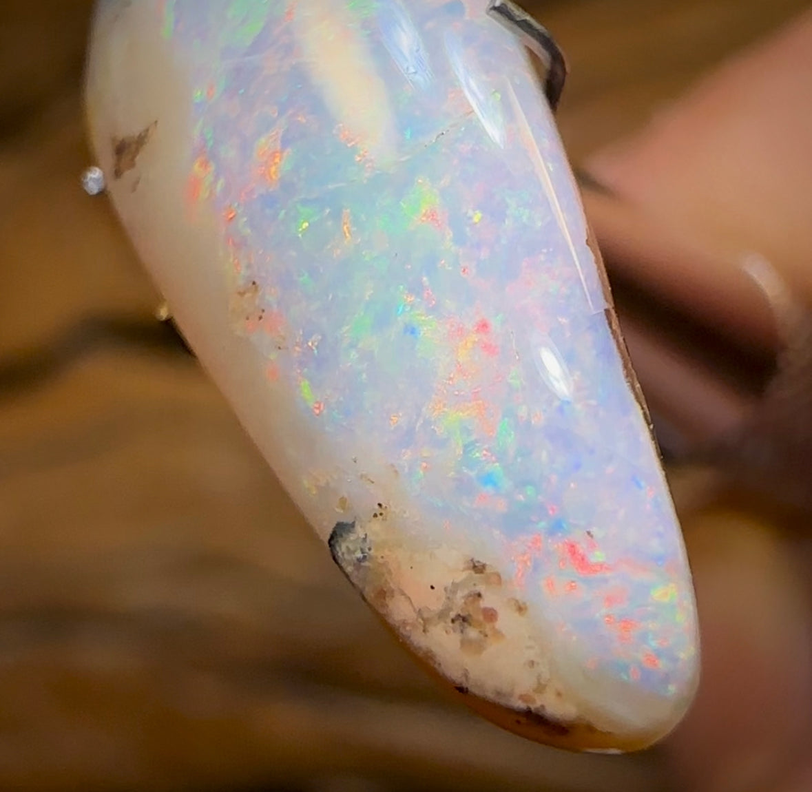 7.2cts - Solid Australian Boulder Pipe Opal