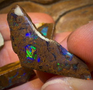 🔒99.2cts - 5x Australian Boulder Opal Rough Parcel