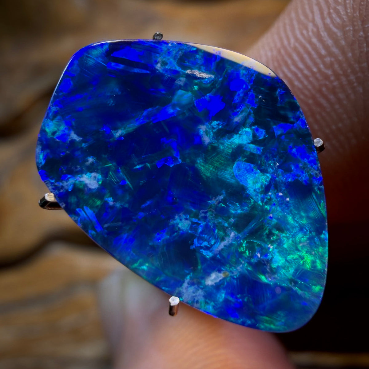5.9cts - Australian Boulder Opal Doublet