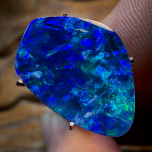 5.9cts - Australian Boulder Opal Doublet