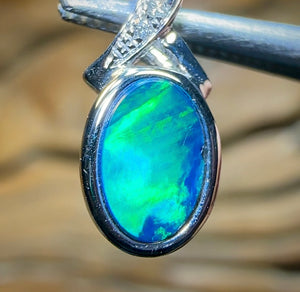 14k White Gold - Queensland Boulder Doublet Opal Diamond Pendant - Opal Whisperers