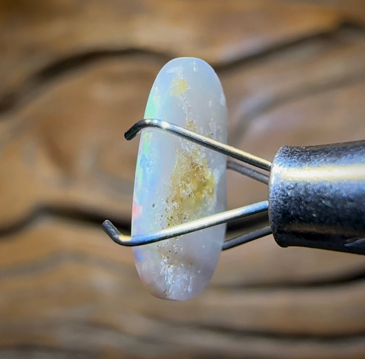 1.5cts - Dark Opal from Lightning Ridge - Opal Whisperers