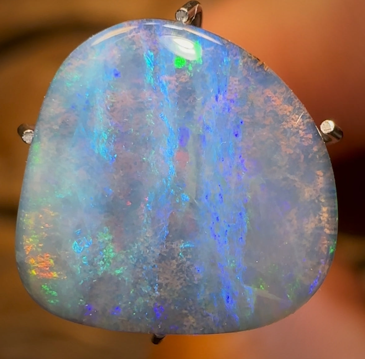 3.9cts - “Water Fall” Queensland Boulder Seam Opal