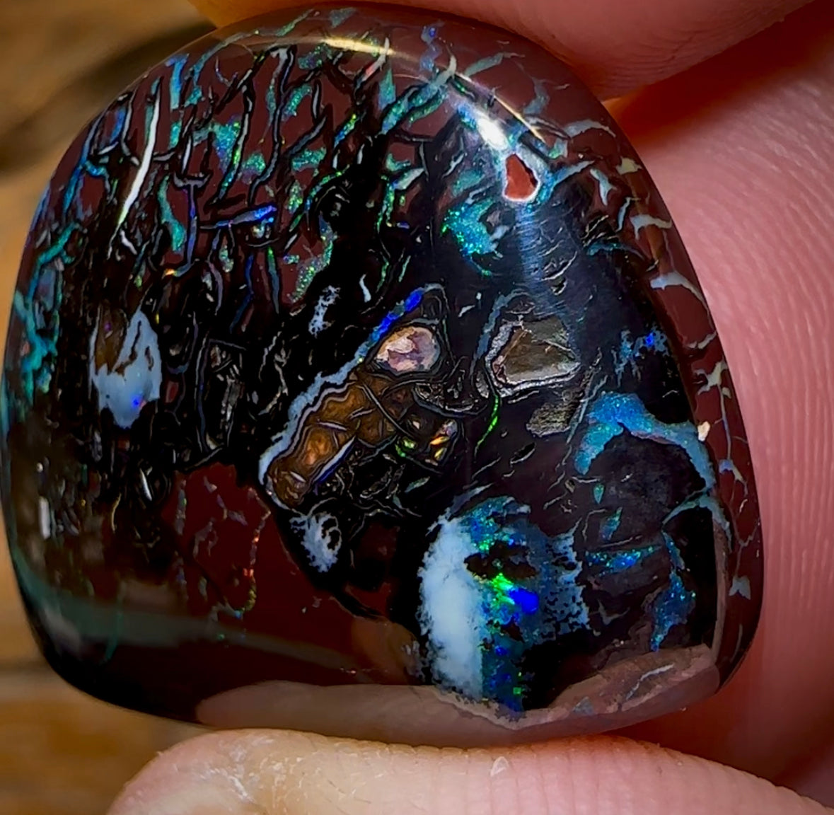 53.1cts - Tribal Queensland Boulder Opal Wonderful Picture Stone from Koroit
