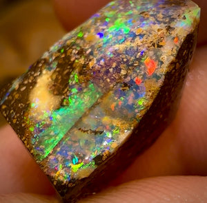 🔨 AUCTION 🔨 13.9cts - Queensland Boulder Seam Opal Rough Piece