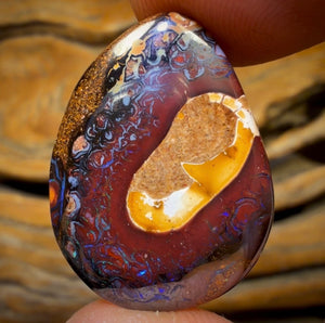 27.7cts - Tribal Yowah Nut Opal. Australian Opal