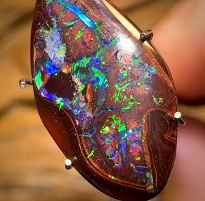 4.75cts - Yowah Nut Kernel Opal. Australian Boulder Opal