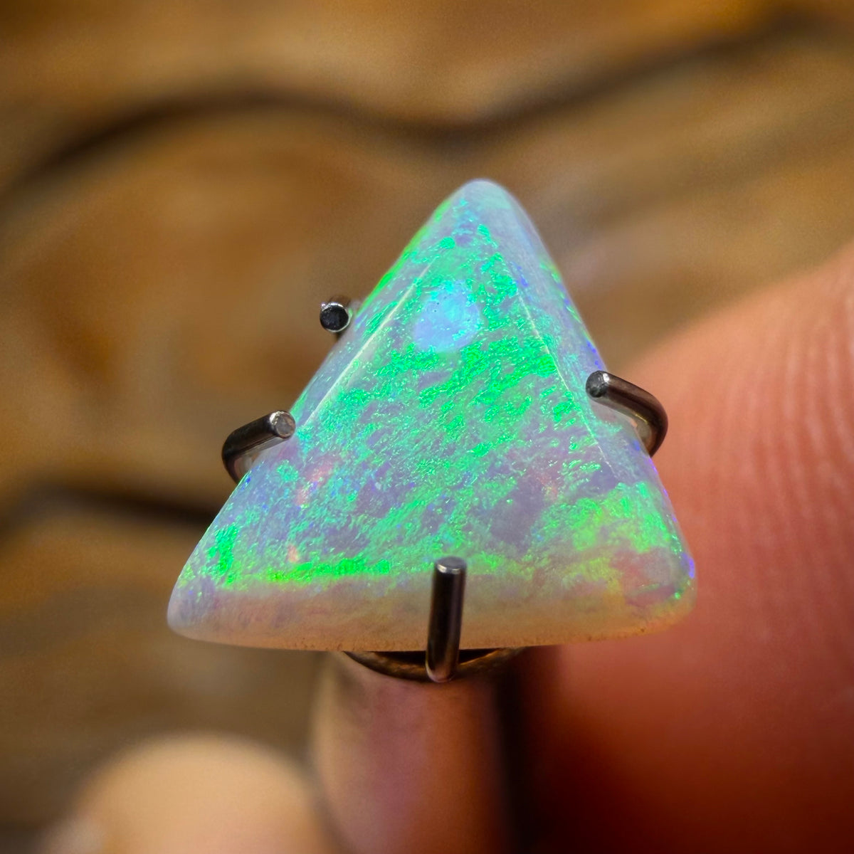 Bargain Card! 0.6cts - South Australian White Opal
