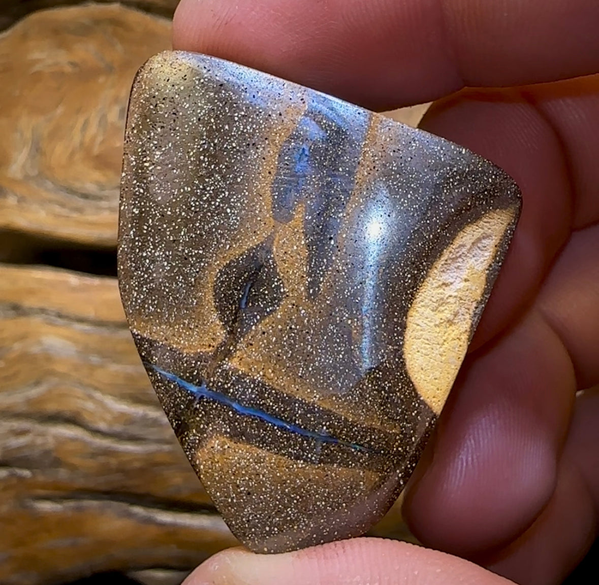 77,7 carats - Grande opale australienne « Waves »