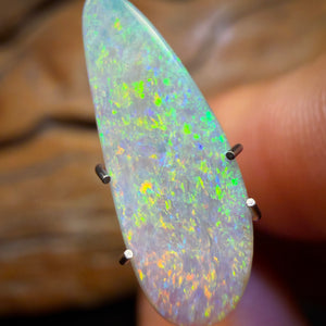 1.7cts - Wonderfully Rare Mintabie Australian Dark Opal
