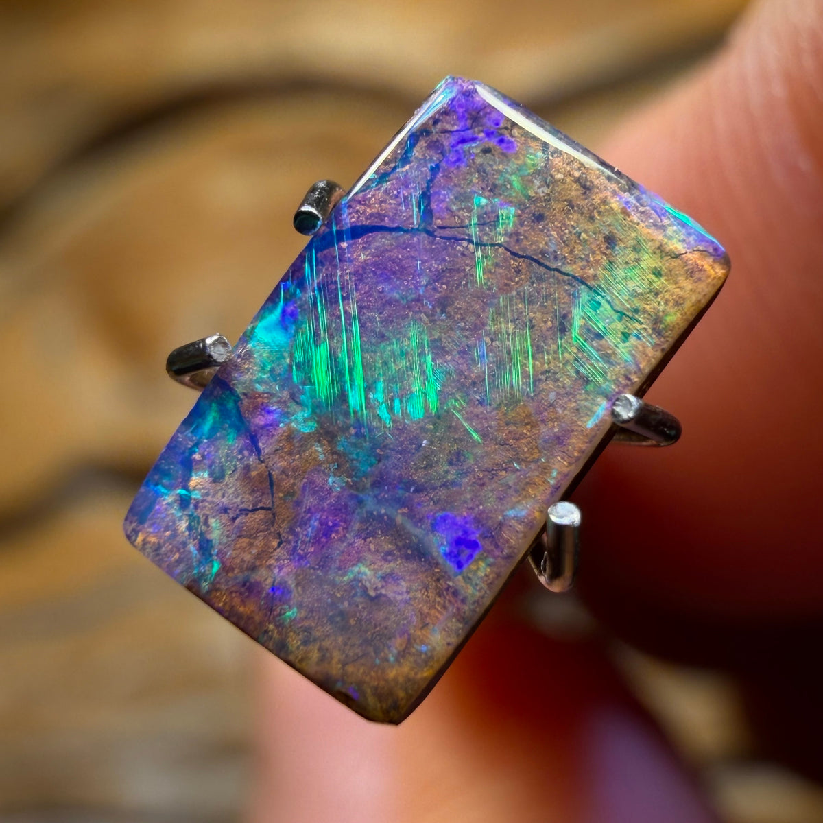 2.1cts - Australian Boulder Seam Opal from Winton