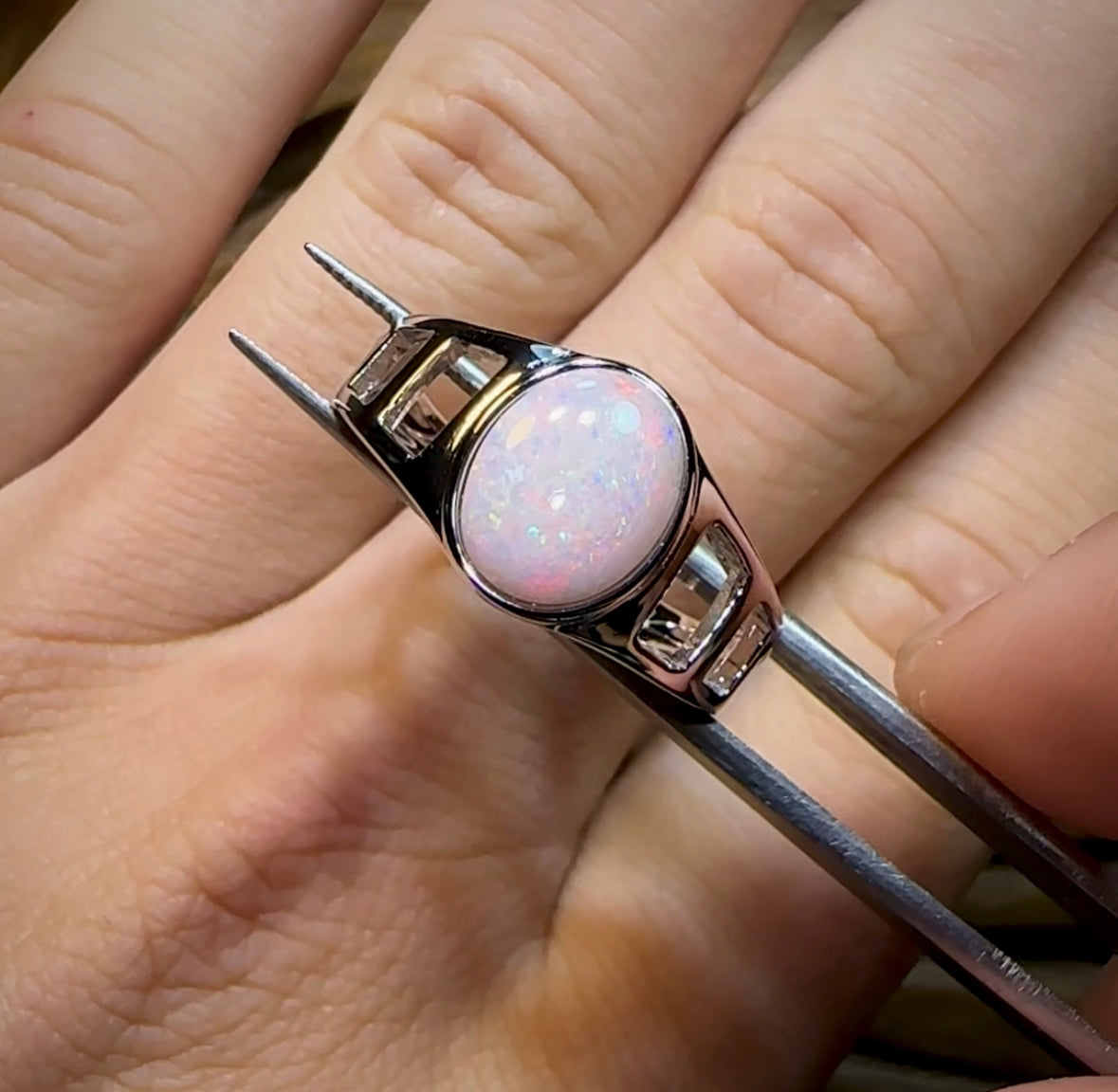 Sterling Silver - TOP South Australian White Opal Ring. Unisex Large Ring Size - Opal Whisperers