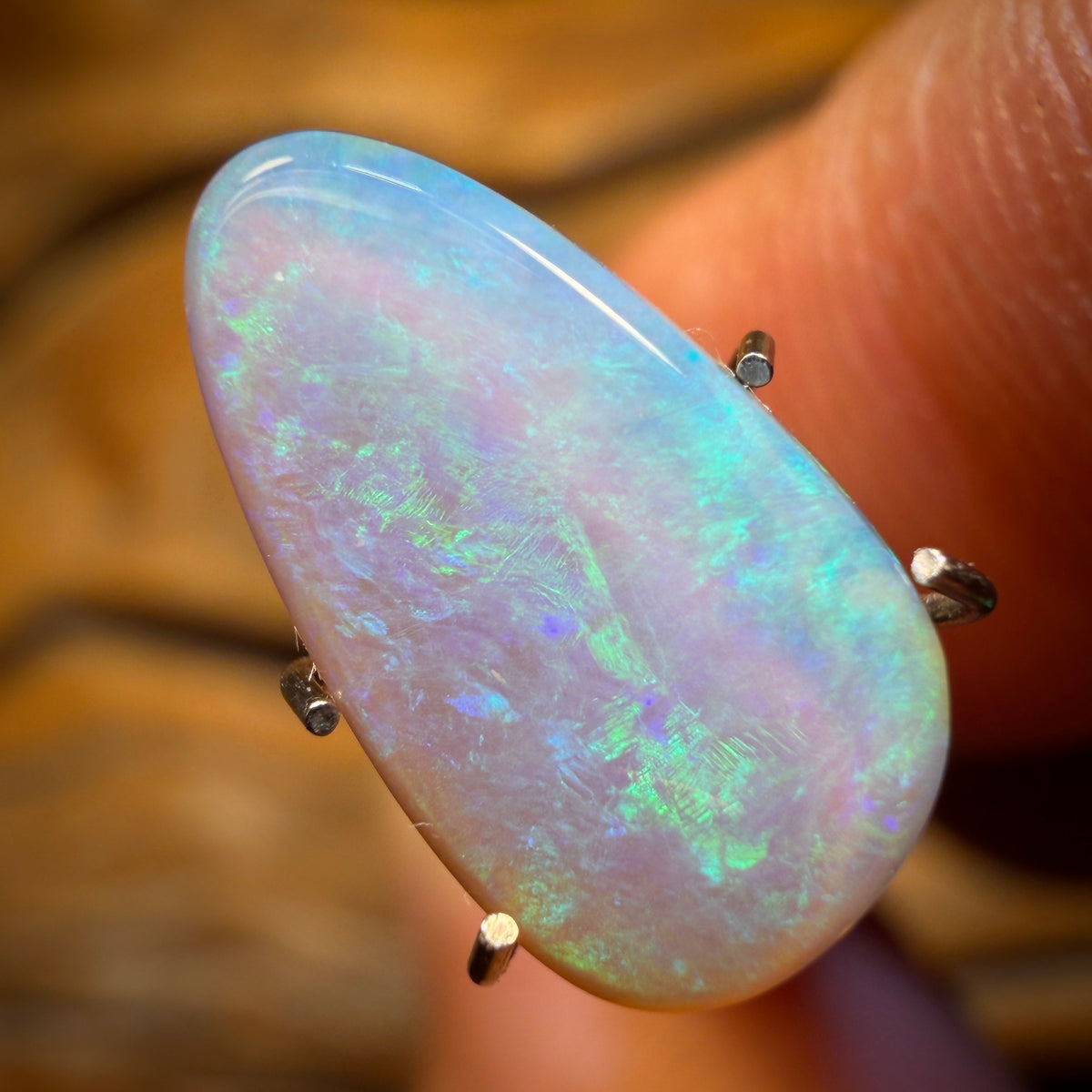 2.2cts - Queensland Boulder Seam Opal. Australian Opal