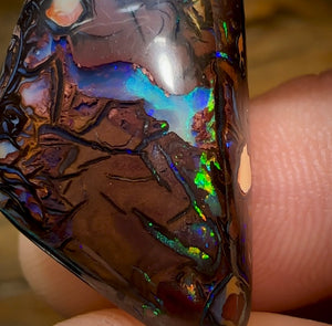 29.2cts - Australian Boulder Opal. Dark Tribal Pattern