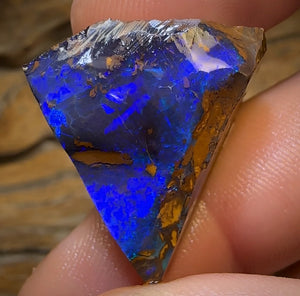 Auction Fall-Through = Your Gain! 🔥 Now More Than 50% Off RRP 🚨 55.1cts - Queensland Boulder Seam Opal Rub