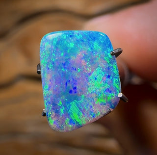 Opale boulder australienne massive de 1,85 ct - Pierre précieuse