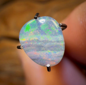 0.95cts - Queensland Boulder Seam Opal from Winton. Australian Opal BARGAIN
