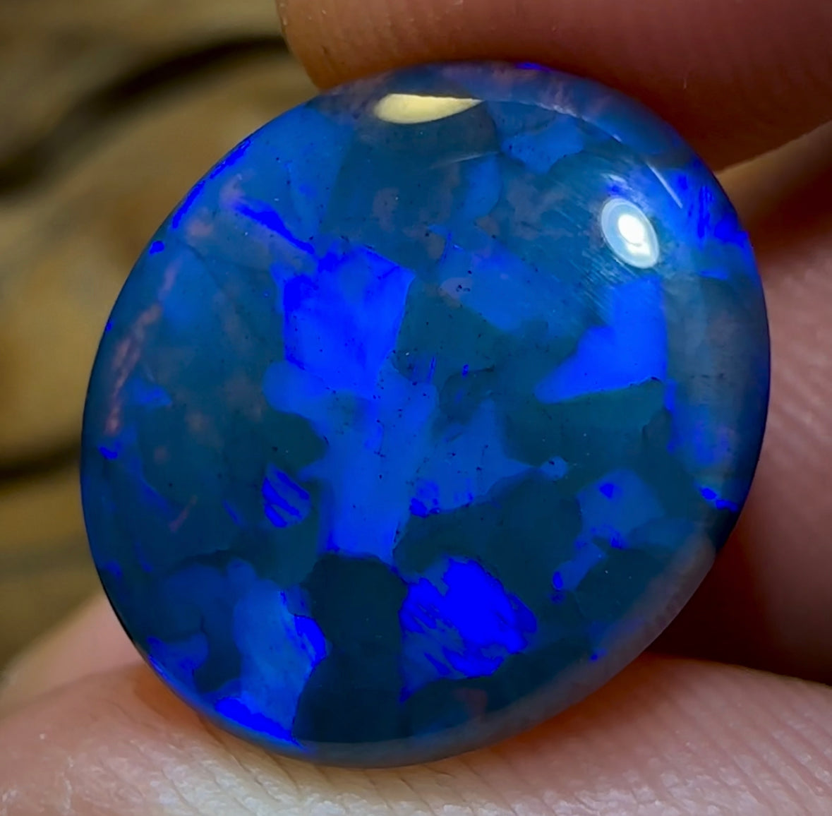 8.3cts - Australian Black Opal from Lightning Ridge. GEM QUALITY - Opal Whisperers