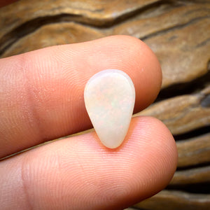 2.6cts - South Australian White Opal from Coober Pedy