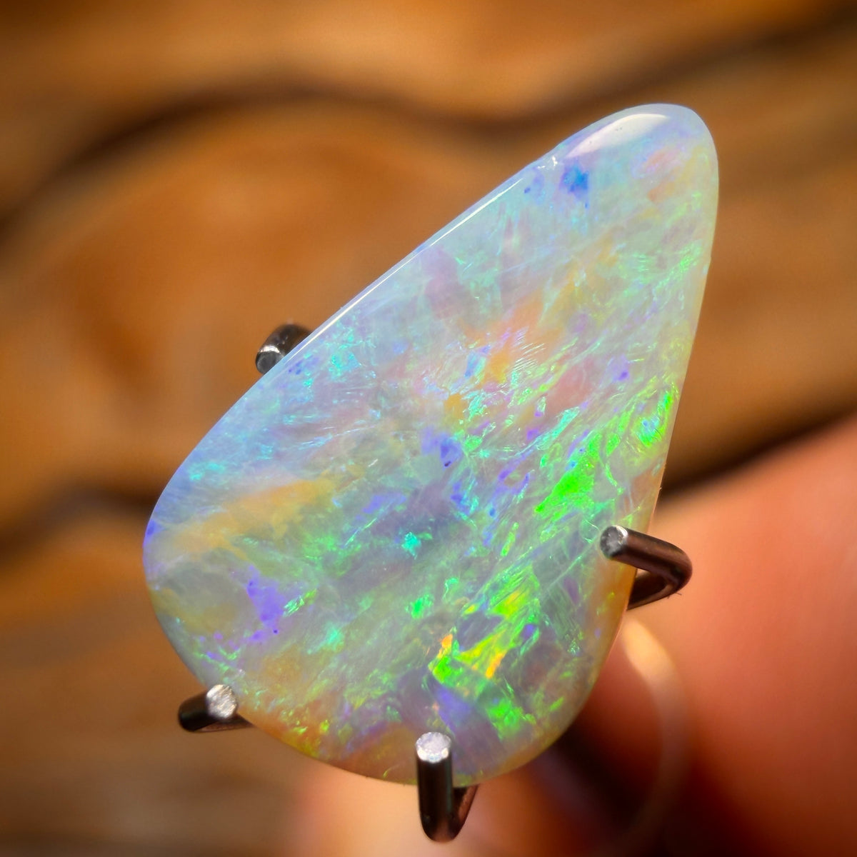1.65cts - Queensland Boulder Seam Opal. Australian Opal