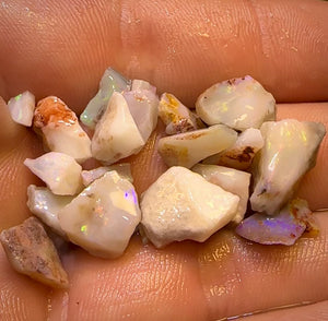 🔨 AUCTION 🔨 37.5cts - 20x South Australian Rare Mintabie Opal Rough Parcel