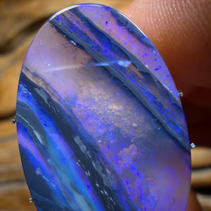 Art of Opal Card! 10.4cts - Big Lightning Ridge Semi Black Opal Picture Stone