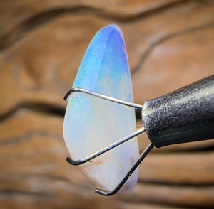 Auction Fall-Through = Your Gain! 🔥 Now More Than 50% Off RRP 🚨  4.5cts - South Australian Crystal Opal