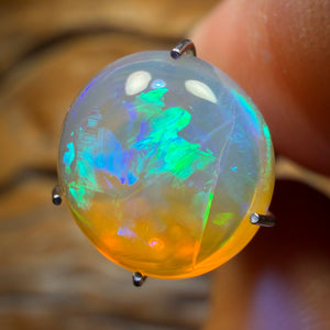 Opale cristalline Alex Auction 2,9 carats – Australie du Sud (Andamooka)