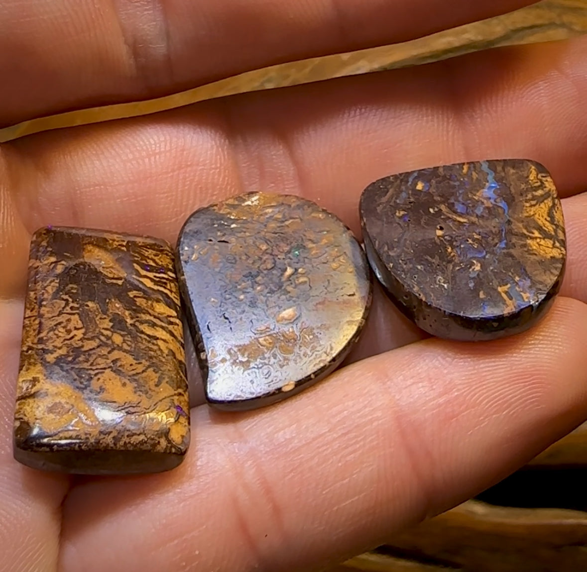 🔒  75.5cts - 3x Loose Queensland Boulder Opals. Parcel