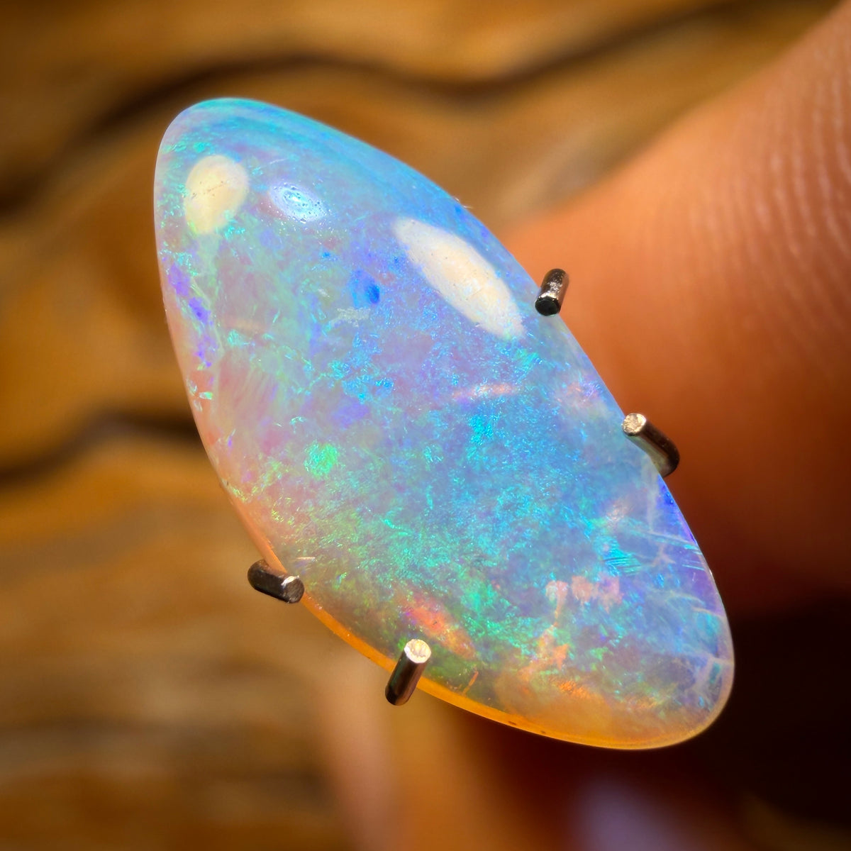 1.65cts - Lightning Ridge Crystal Opal