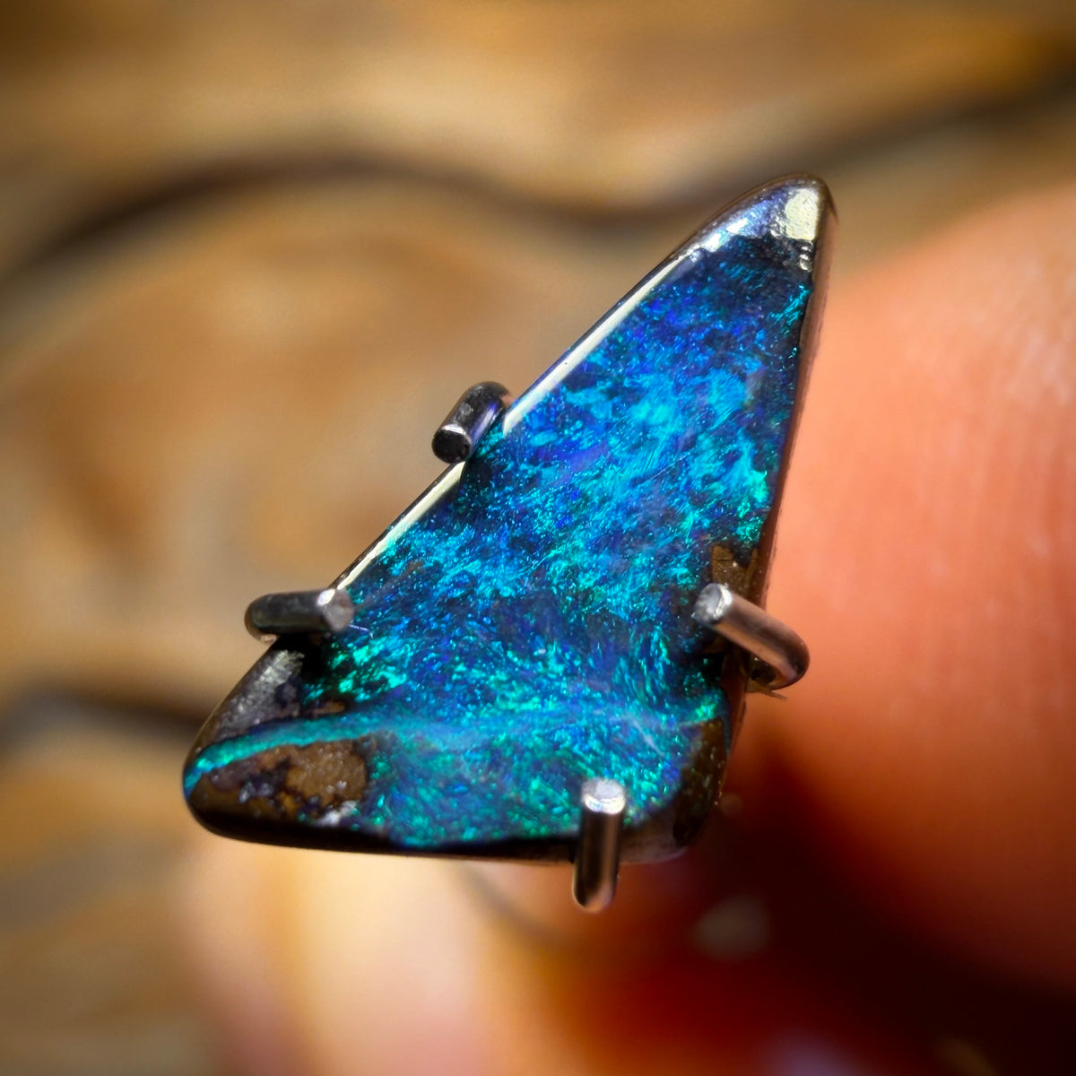 0.6cts - Australian Boulder Seam Opal from Queensland