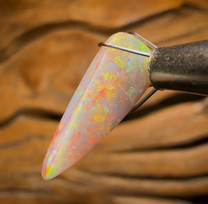 2.68cts - Lightning Ridge Light Opal. Double Sided Top Old School Material