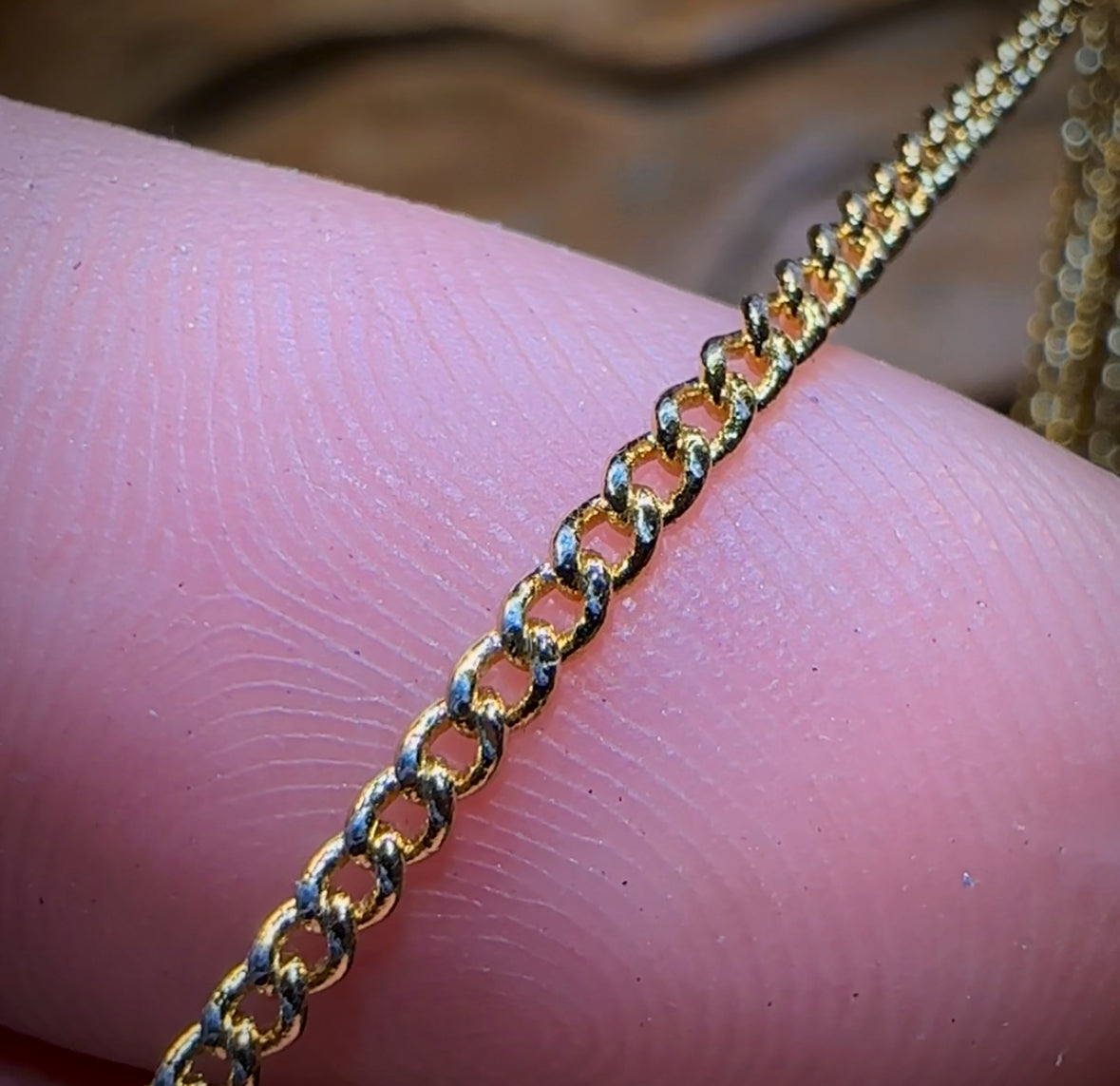 Display Chain w/ Yellow Gold Plating