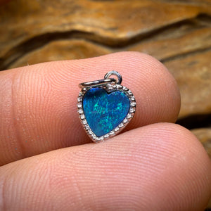 🔨 AUCTION 🔨 Sterling Silver - “Beading Heart” Queensland Boulder Opal Doublet Pendant. Antique Style Beaded Design