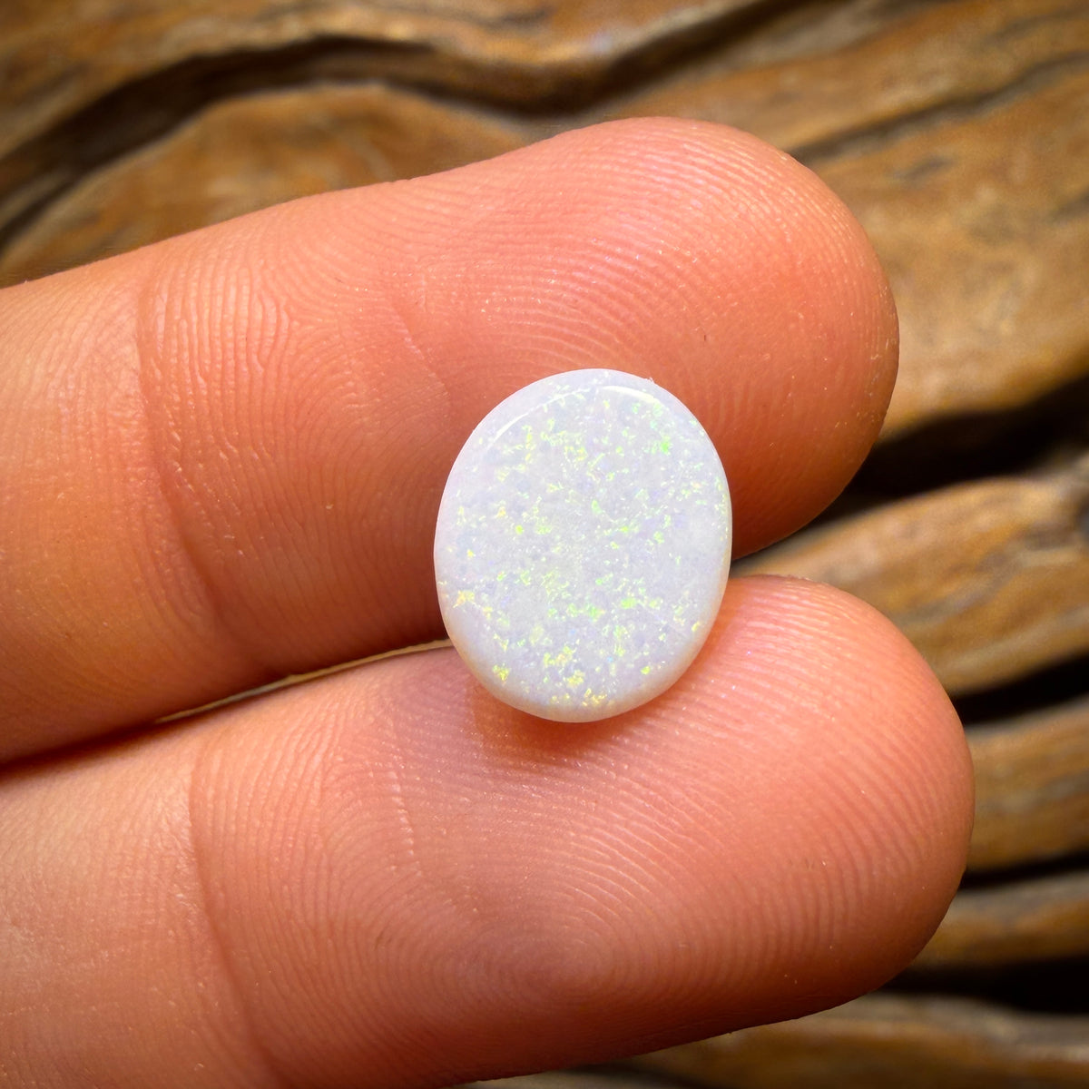🔨 AUCTION 🔨 No Reserve 2.2cts - South Australian White Opal from Coober Pedy