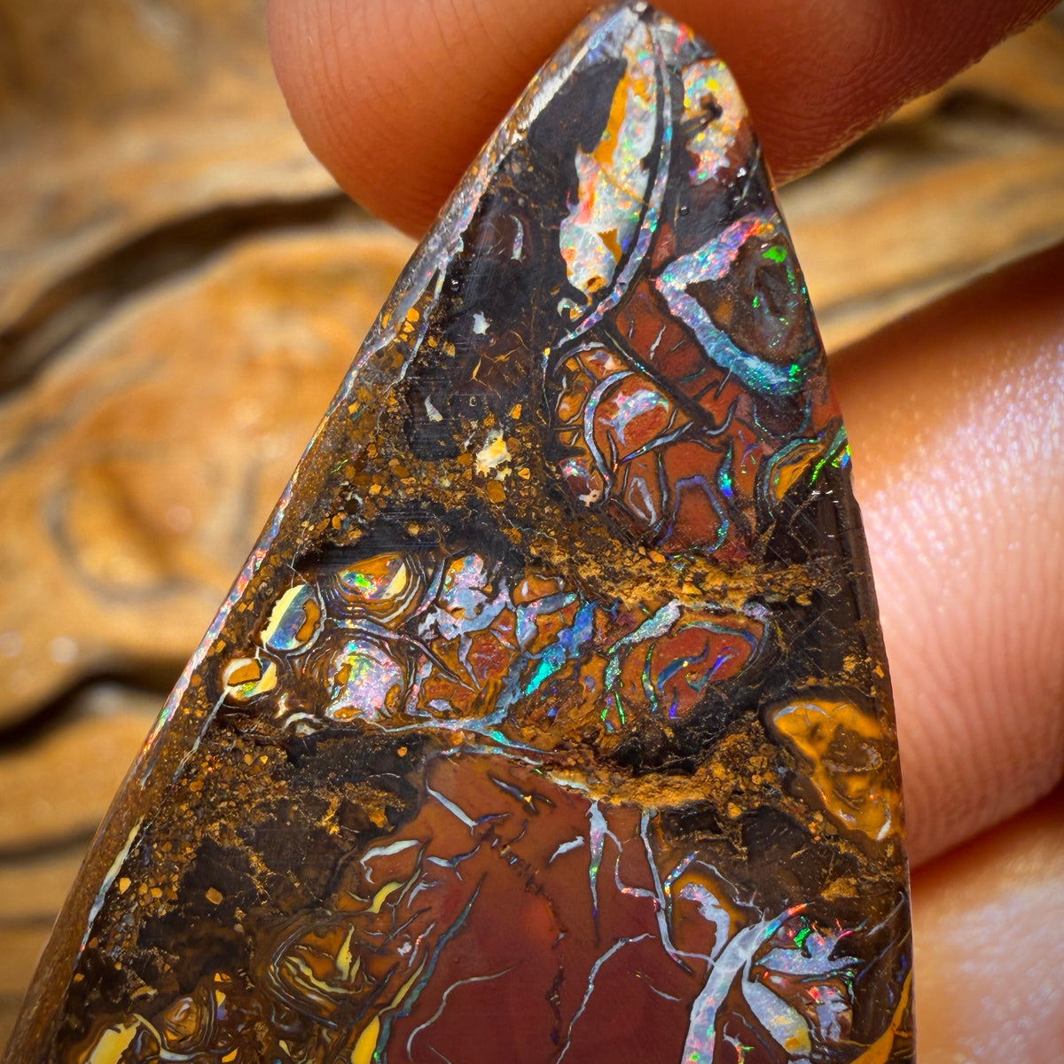 152.6cts - Tribal Koroit Opal Rub. Rough Australian Boulder Opal