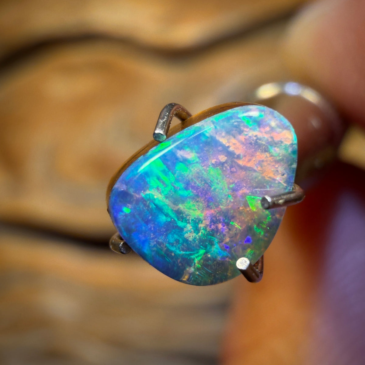 1.2cts - Queensland Boulder Seam Opal. Australian Opal