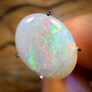 🔨 AUCTION 🔨 No Reserve 2.4cts - South Australian White Opal from Mintabie